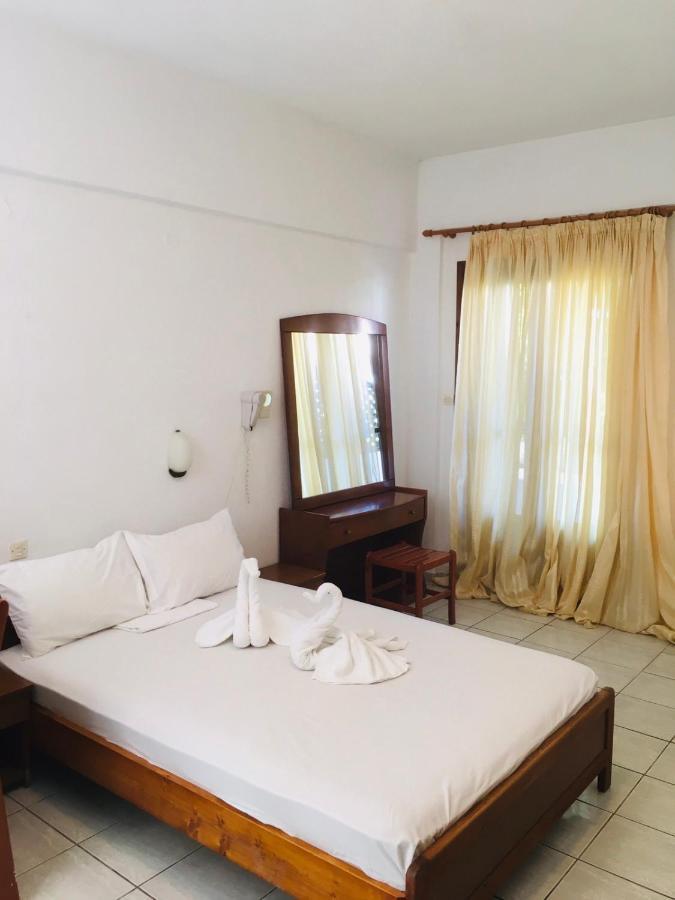 Apartments Magda Polychrono Bagian luar foto